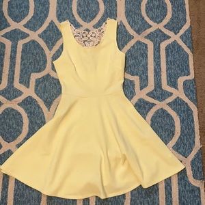 Gianni Bini yellow dress